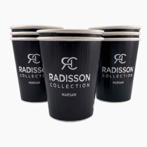 Gobelet en carton personnalisée, Custom printed paper cups, Kubki papierowe z nadrukiem indywidualnym, Pappbecher mit individuell bedruckt, Pappersmuggar med eden tryck.